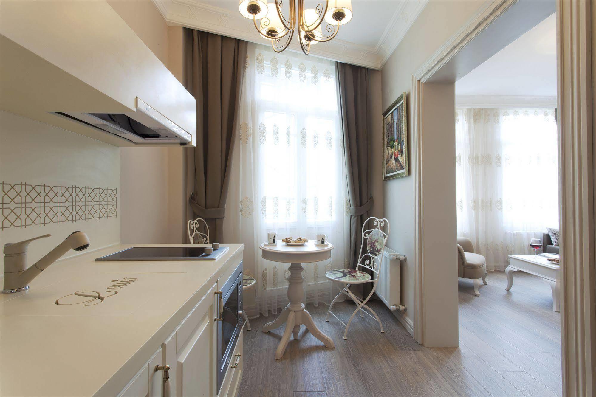 Louis Appartements Galata Istanbul Exterior photo