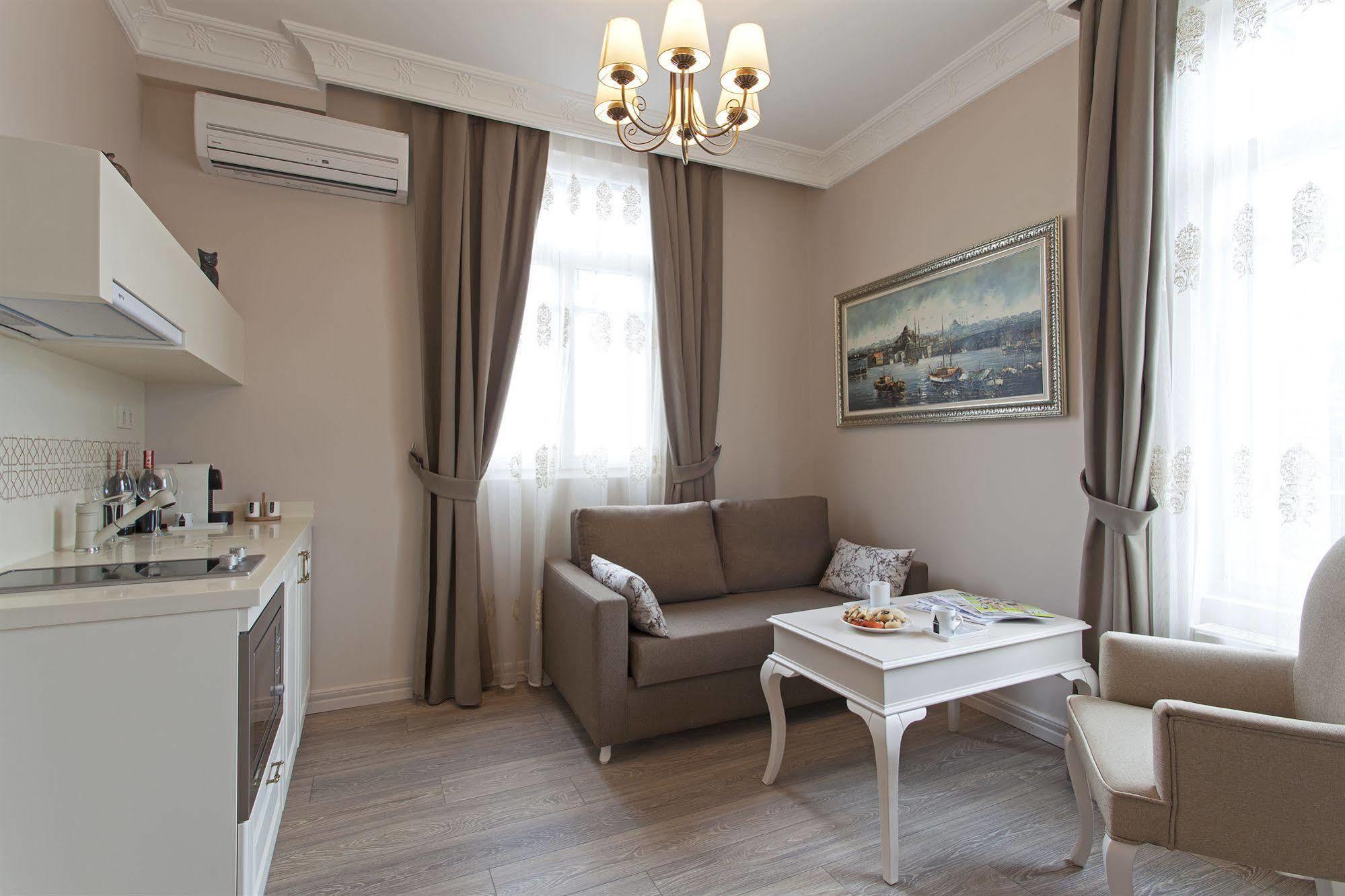Louis Appartements Galata Istanbul Exterior photo