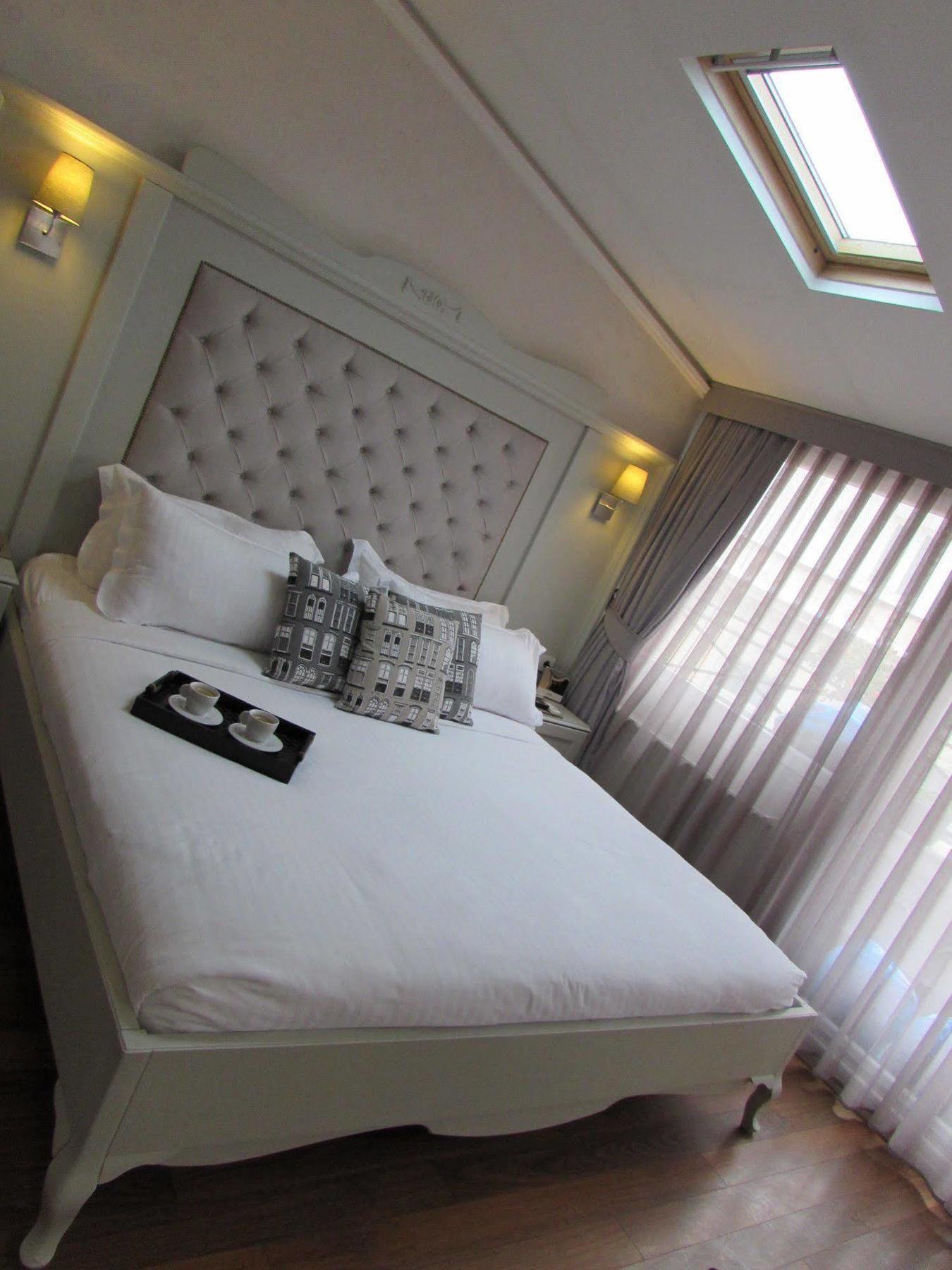 Louis Appartements Galata Istanbul Exterior photo